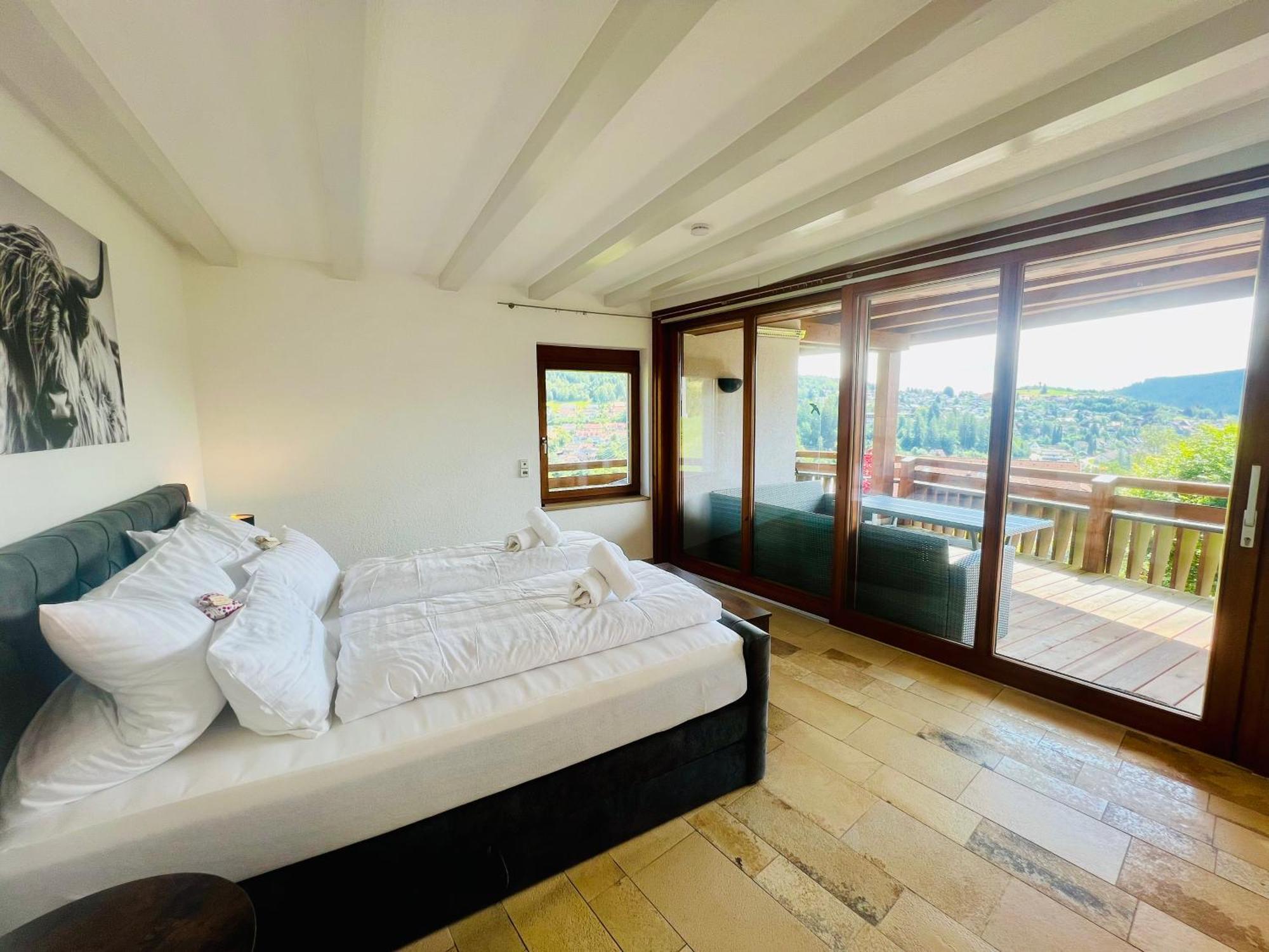 Panoramablick Mit Privatparkplatz, 2 Balkone Und 1,5 Baeder Apartment Titisee-Neustadt Exterior photo