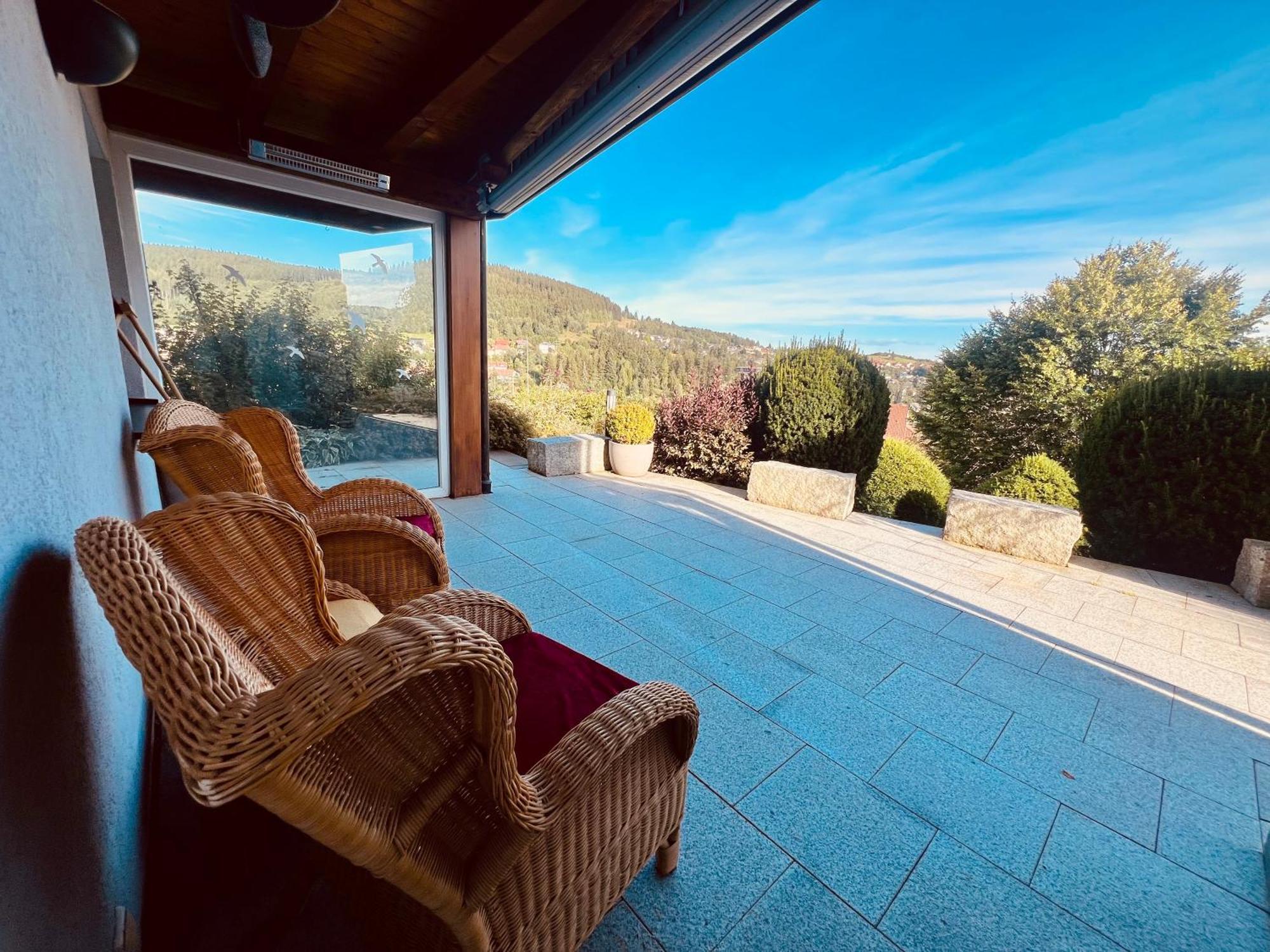 Panoramablick Mit Privatparkplatz, 2 Balkone Und 1,5 Baeder Apartment Titisee-Neustadt Exterior photo